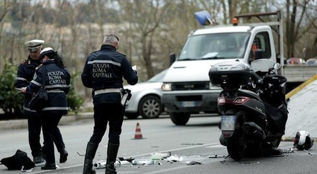 Roma, schianto in scooter a Trastevere: 35enne muore dove investì una ragazza