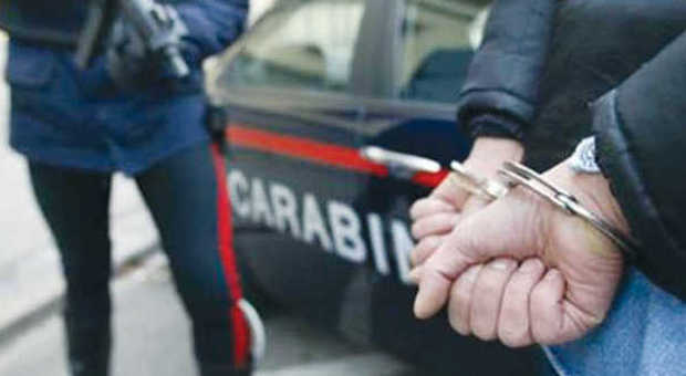 Traffico di droga e "lezioni" di spaccio ai minori nella costa delle vacanze, 25 arresti in Campania