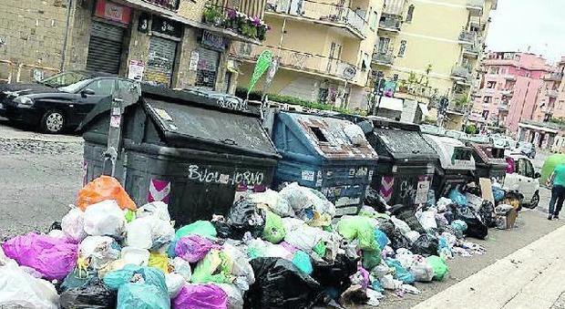 A Roma i rifiuti aumentano. E non poco. Sta accadendo negli ultimi