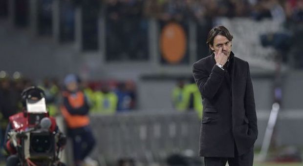 La Lazio resiste in dieci Milan fuori dalla Coppa Italia