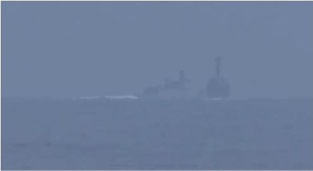 Cina e Stati Uniti, tensione nello stretto di Taiwan: sfiorata la collisione tra due navi da guerra