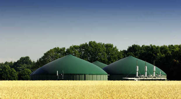 Spacca in Consiglio: "La Regione ha sempre rispettato la legalità sulle centrali a biogas"