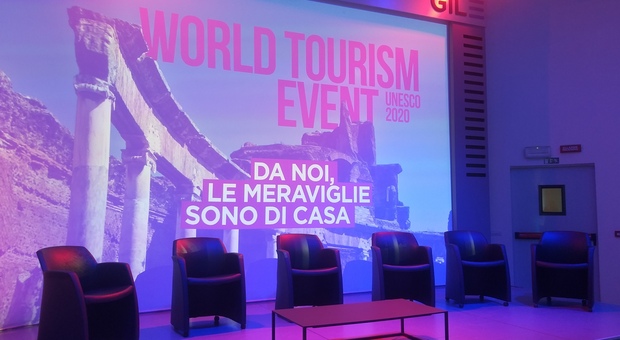Turismo, la Città Metropolitana di Napoli apre il Salone Mondiale dei Siti Unesco di Roma