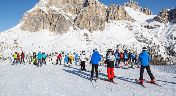 Conto alla rovescia per Cortina, impianti di sci aperti dal 25 novembre