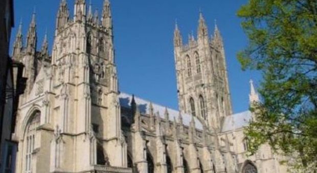La chiesa d'Inghilterra verso l'ordinazione delle donne vescovo