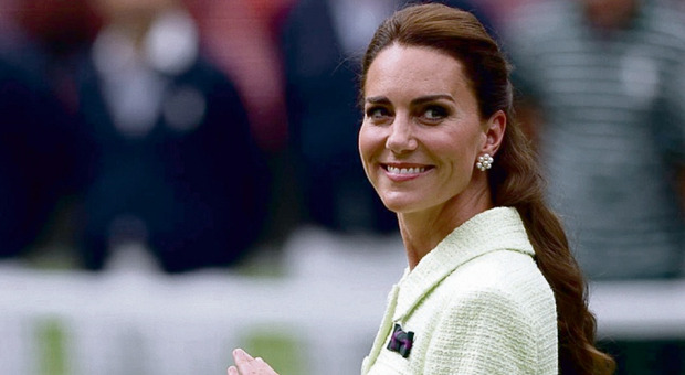 «Kate Middleton in coma», palazzo irritato per le voci false sulla principessa: ecco come sta davvero