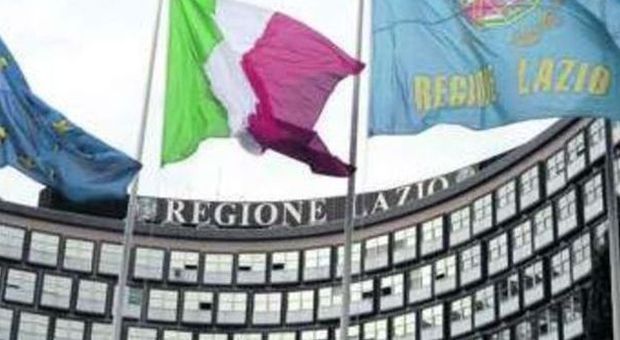 Lazio, le spese d'oro del Consiglio: il presidente guadagna come Obama