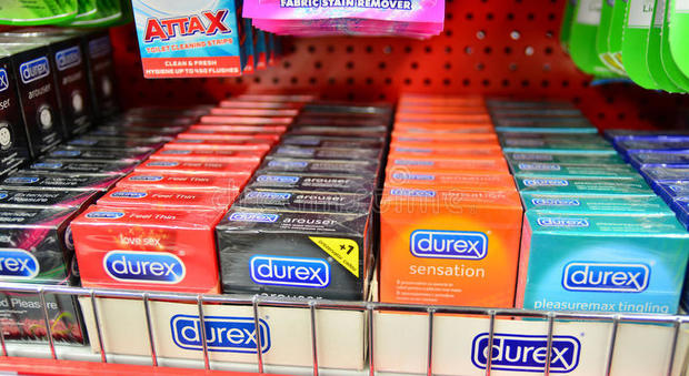 Preservativi Durex ritirati dal mercato: «Non sono sicuri». Ecco i lotti interessati