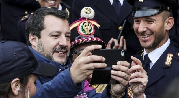 Il contro-25 aprile di Salvini: nessuna sfilata, sarò a Corleone