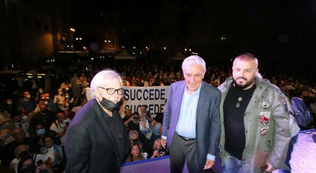 Elezioni a Napoli, Bassolino riempie piazza del Gesù: «Al ballottaggio e puntiamo a vincere»