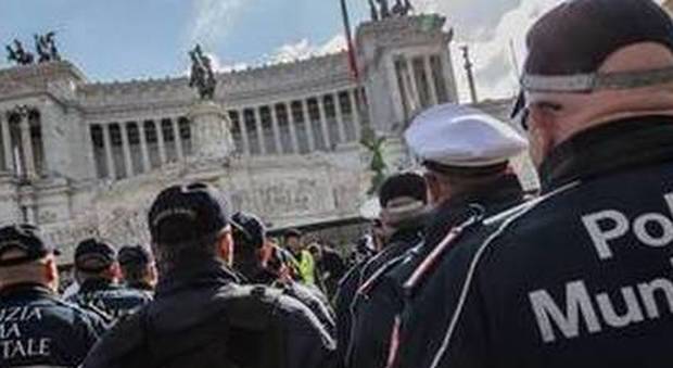 Roma, Campidoglio; nasce polizia turistica anti-vandali