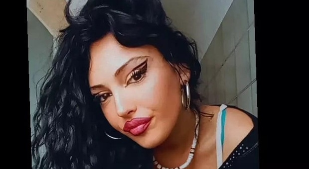 Stella morta a 21 anni nello schianto in superstrada: indagati 12 dipendenti Anas