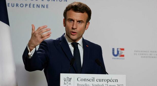 Macron: «Noi, europei e uniti». E incassa l’appoggio dell’estrema sinistra