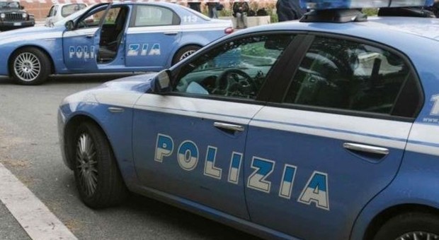 Roma, tentano un furto in un supermercato: arrestati tre romeni