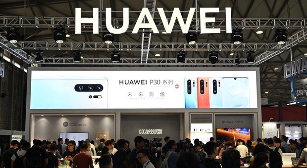 Huawei sperimenta il suo sistema operativo con Xiaomi, Oppo e Vivo