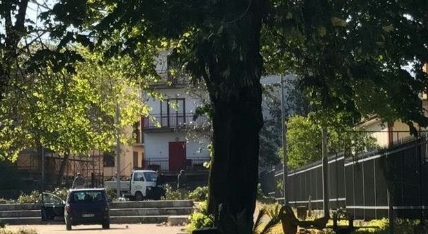 Studentessa palpeggiata in villa comunale a 12 anni: choc a Mugnano del Cardinale