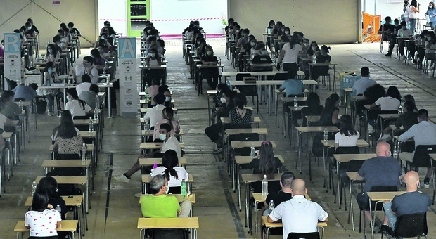 Concorsone per gli insegnanti: in Puglia prova superata per circa il 75% dei candidati