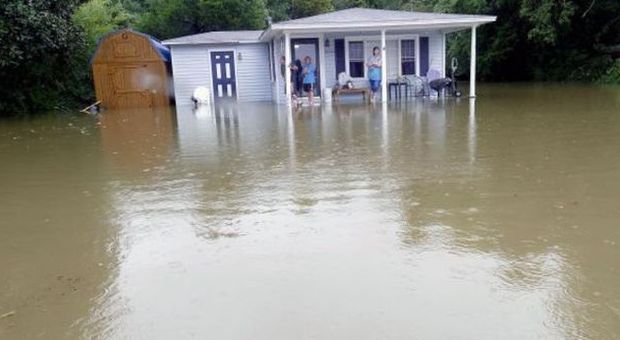 Alluvione negli Usa, almeno sette morti