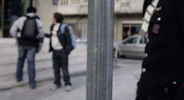 Padova, choc a scuola: tredicenne pestato nel bagno da 15 bulli