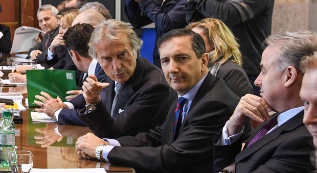 Alitalia, sconcerto del governo per il voto: commissario in arrivo