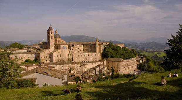 Una panoramica di Urbino
