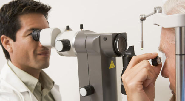Glaucoma, quasi la metà dei malati al nervo ottico non segue la terapia