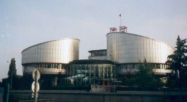 Corte di strasburgo: Mosca assicuri cure ai marinai ucraini