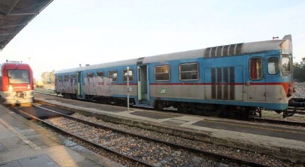 Gagliano-Lecce in due ore: l'odissea sul treno delle Sud Est