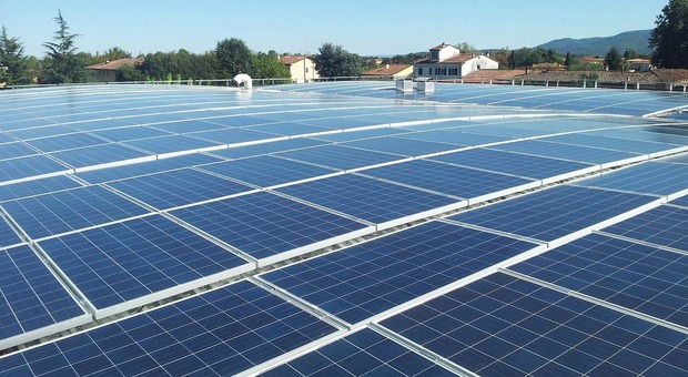 Energie rinnovabili e impianti fotovoltaici, allacci triplicati a in Veneto e Fvg - Foto di loretta menchini da Pixabay