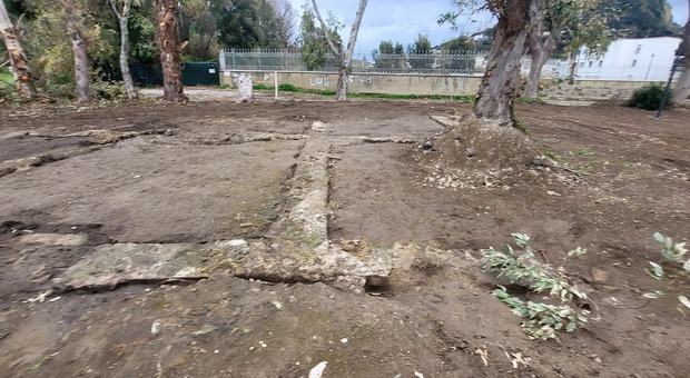 Dai lavori per la realizzazione del nuovo parco pubblico, riaffiorano i resti dell'antica Misenum
