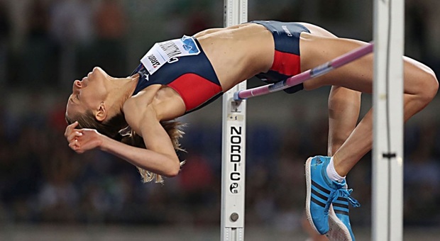 Elena Vallortigara supera Sara Simeoni e vola a 2,02 nel salto in alto