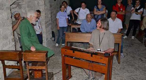 La Roland regala un organo al monastero dei Sibillini