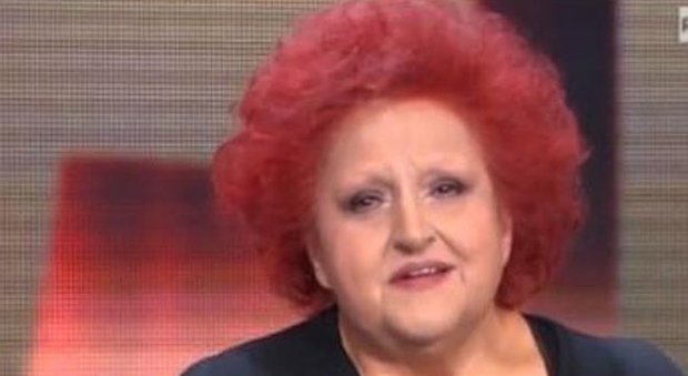 Il dramma di Luciana Turina in diretta tv: «Non ho più soldi per vivere a Roma. Ho anche pensato al suicidio»