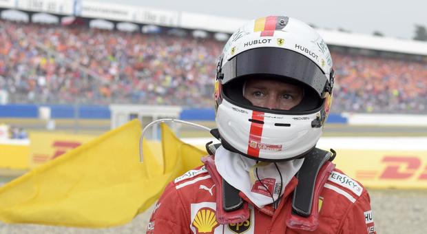 Ferrari, tutta la delusione di Vettel: «Piccolo errore dall'impatto enorme»