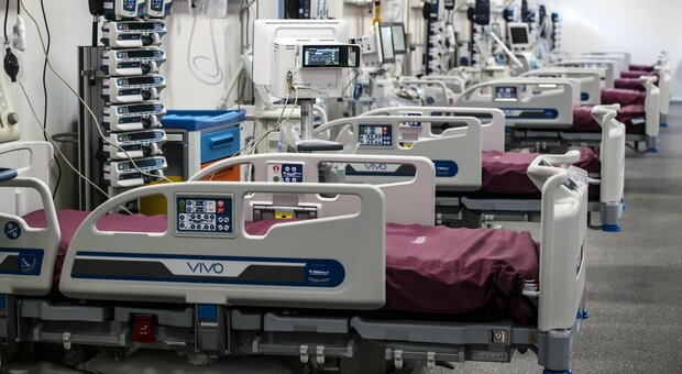 Ospedali senza letti per il blocco di Suez