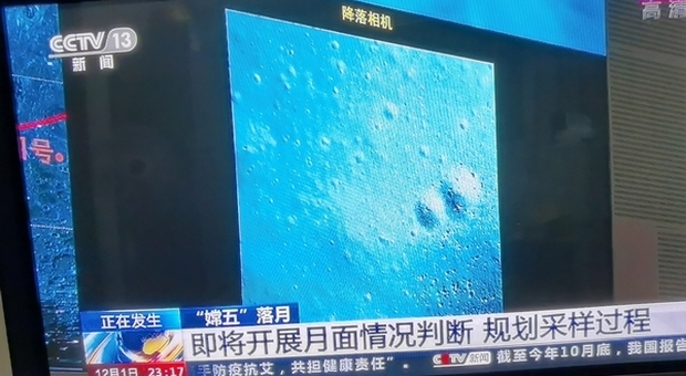 Luna, sbarca la sonda cinese Chang'e-5, riporterà campioni di roccia sulla Terra: l'ultima volta avvenne 44 anni fa
