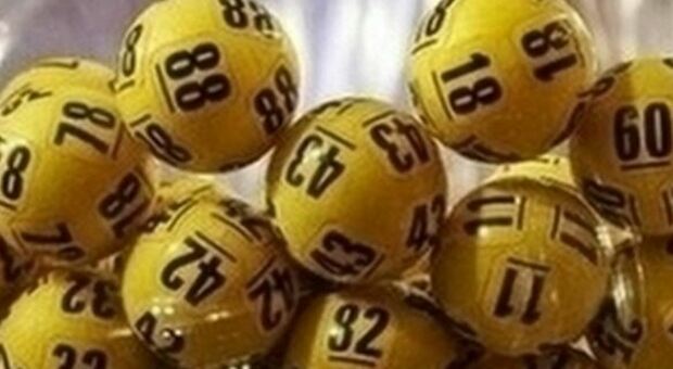 Lotto e Superenalotto, jackpot da capogiro: suspence per le estrazioni dei numeri vincenti