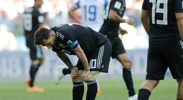 Flop dell'Argentina contro l'Islanda: 1-1. Messi si fa parare un rigore