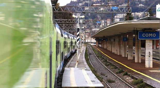 Trenord, il nuovo treno "Caravaggio" di Hitachi presentato al pubblico con 4 corse gratuite tra Milano e Como