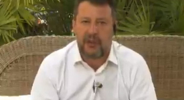 Salvini: «Virginia Raggi? Non ne ha indovinata una, si goda gli ultimi mesi da sindaco»