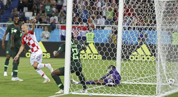 La Croazia supera la Nigeria e va in testa nel gruppo D: 2-0, autorete di Etebo e rigore di Modric