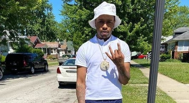 Il rapper Tray Savage, 26 anni, ucciso in strada a Chicago. Era diventato famoso con l'etichetta di Chief Keef, Glory Boyz Entertainment