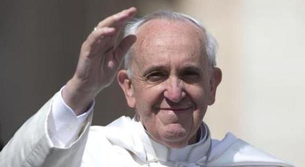 Papa Francesco parte per la Corea del sud, a Fiumicino il saluto di Renzi