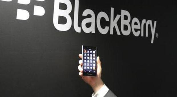 BlackBerry svela Leap: il nuovo smartphone avrà touchscreen e display curvo