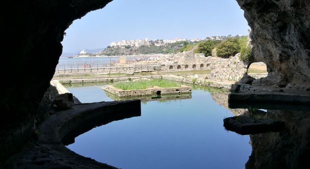 Sperlonga e la Grotta delle delizie: viaggio a 60 anni dalla scoperta dei tesori di Tiberio