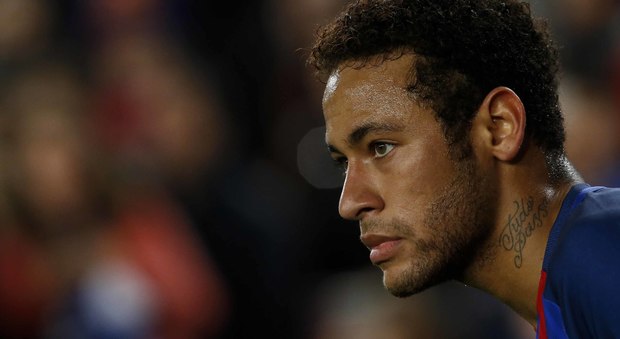 Spagna, Neymar verso il processo per frode: l'Alta Corte respinge l'appello