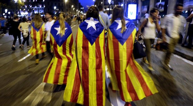 Lo “Stato catalano” piace solo a 1 italiano su 3 ma la maggioranza boccia l’uso della forza