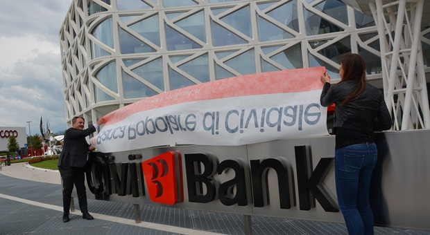 Il nuovo logo della Banca Popolare di Cividale del Friuli: Civibank. Lo scoprimento della nuova insegna