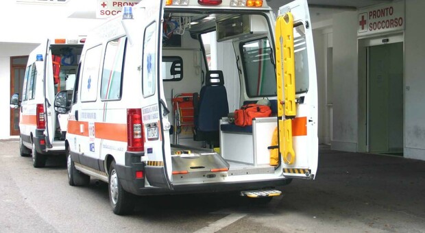 Incidente stradale a Barletta: anche una 15enne ferita e portata in ospedale