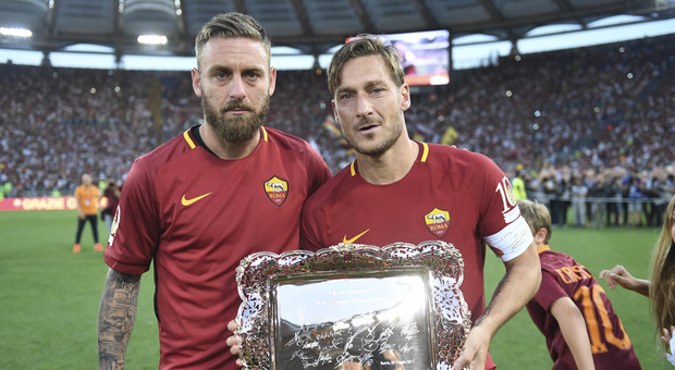 De Rossi via dalla Roma, Totti: «Giorno triste, si chiude un altro capitolo della nostra storia»